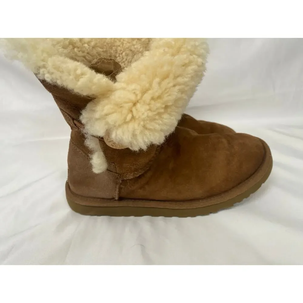 UGG Australian Bailey Button Tan Sheepskin Shearling Pull-On Ankle Boots US 5